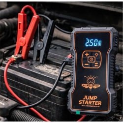 Голям Стартерен Бустер за Автомобил Външна Батерия POWER BANK 12V JUMP STARTER Стартер за Акумулатор Подаване на Ток 4в1 с Компресор и Фенер
